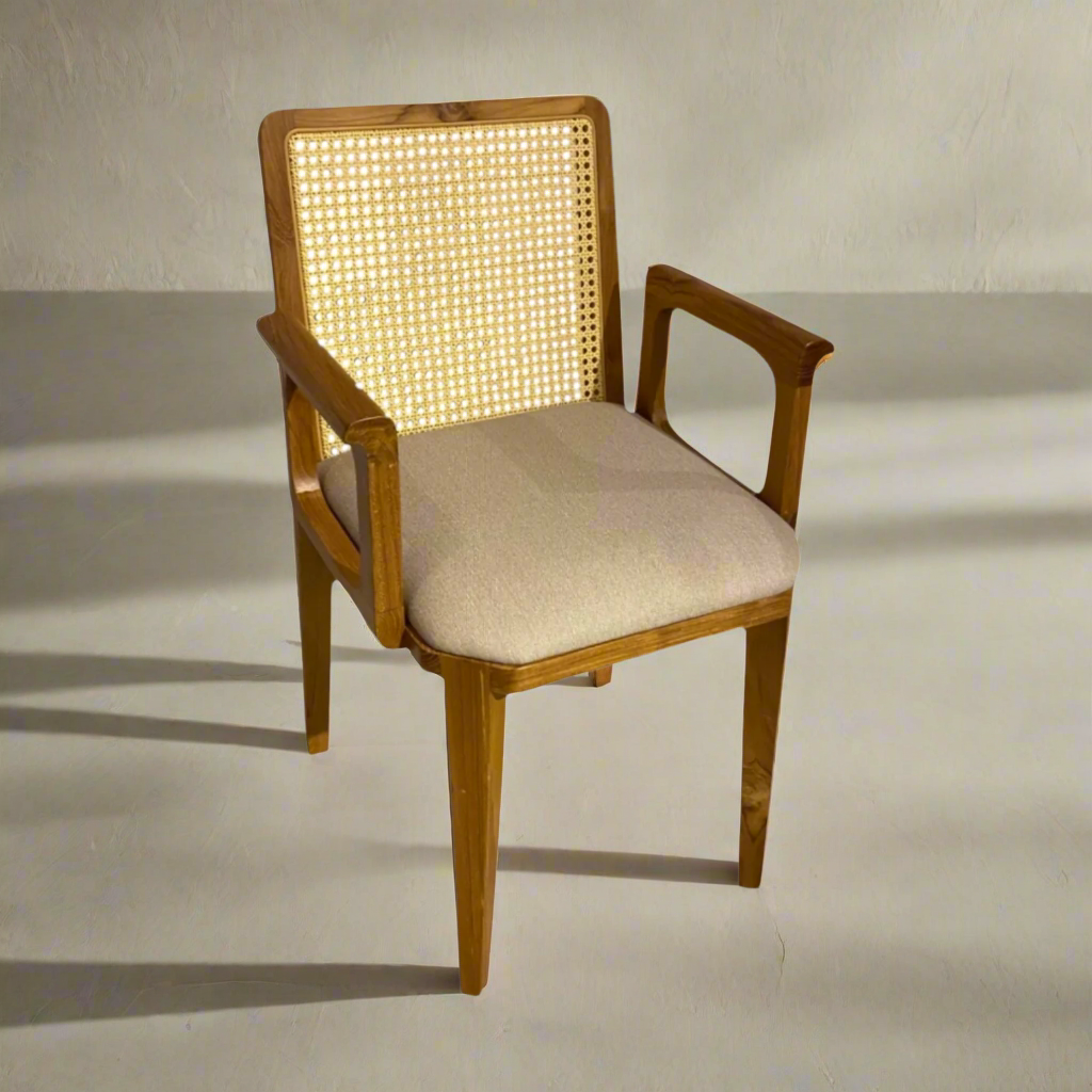Dona Chair
